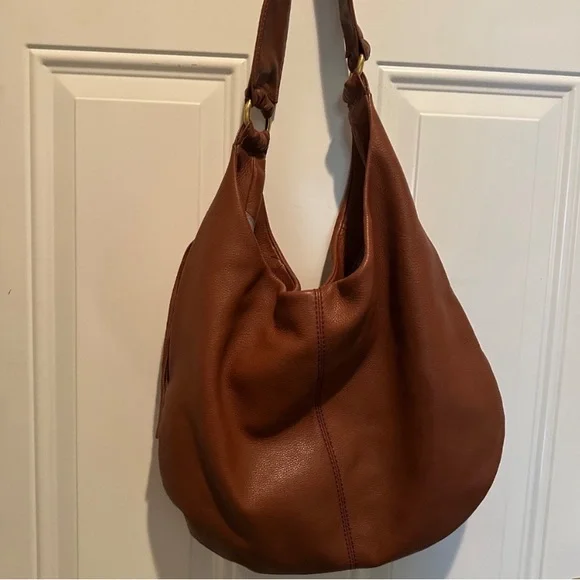 HOBO Gardner Saddle Tan Leather with Tassel - Picture 4 of 8